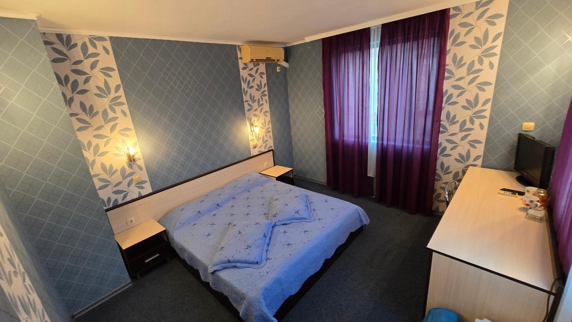 Excelsior Family Hotel Равда Экстерьер фото